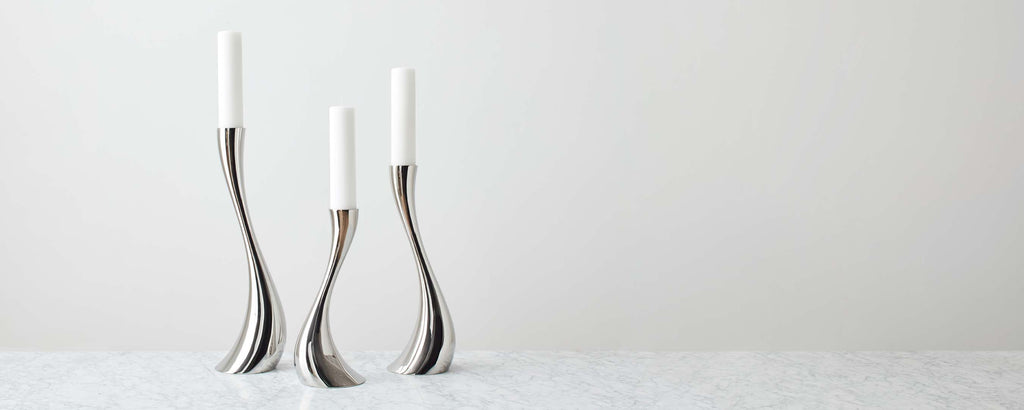 cobra floor candleholder